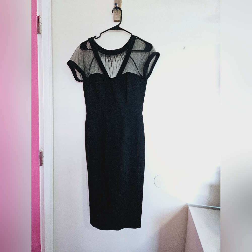 Maggy London Illusion Yoke Cocktail Dress Size 6 - Picture 4 of 8
